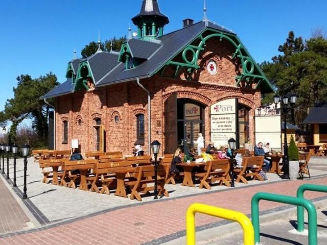 Apartament Z Panoramicznym Widokiem Na Morze Blisko Plazy I Centrum Pl Eng De Miedzyzdroje Exterior photo